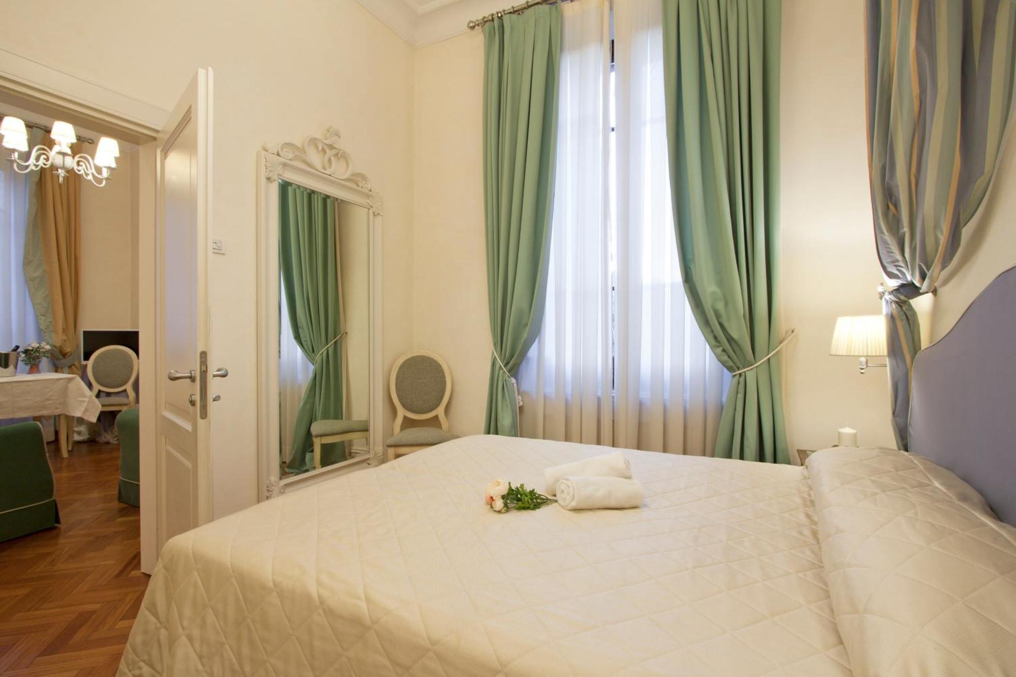 Serristori Palace Residence Florença Quarto foto